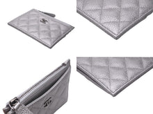 画像をギャラリービューアに読み込む, 極美品 CHANEL シャネル カードケース ココマーク AP0219 24番台 キャビアスキン シルバー 中古 63001