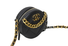 Load image into Gallery viewer, 極美品 CHANEL シャネル ショルダーバッグ チェーン 19 ココマーク ラムスキン ラウンド型 ブラック ゴールド金具 中古 63004