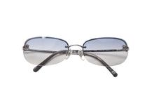 画像をギャラリービューアに読み込む, CHANEL シャネル ココマーク サングラス シルバー ブルー グラデーション アイウェア ロゴ 小物 55☐16 4099 美品 中古 63018