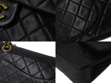 Load image into Gallery viewer, CHANEL シャネル Wフラップ マトラッセ チェーン ショルダーバッグ 23cm 2番台 ラムスキン ブラック ゴールド金具 美品 中古 63028