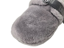 画像をギャラリービューアに読み込む, UGG アグ サンダル ヴァンプストラップ メンズ グレー ロゴ F19821A JP靴サイズ30 ポリエステル 靴 ルームスリッパ 室内 室外 中古 63093
