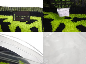 Very Good Condition LOUIS VUITTON Graffiti Sports Towel Green Used 63146