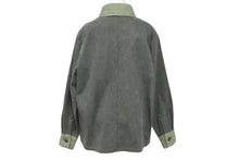 Load image into Gallery viewer, 新品未使用 CHANEL シャネル 17SS ツイード パッチワークジャケット P55523V39990 サイズ42 クルーズコレクション キューバ 中古 4b006341