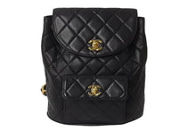 画像をギャラリービューアに読み込む, CHANEL シャネル マトラッセ リュック Wココマーク バックパック ココマーク 2番台 1993年 ラムスキン ブラック ゴールド金具 良品 中古 63472