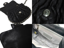 Load image into Gallery viewer, CHANEL シャネル チェーンアラウンドショルダーバッグ 18番台 ラムスキン ブラック シルバー金具 美品 中古 63518
