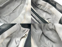 Load image into Gallery viewer, CHANEL シャネル チェーンアラウンドショルダーバッグ 18番台 ラムスキン ブラック シルバー金具 美品 中古 63518