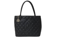 画像をギャラリービューアに読み込む, CHANEL シャネル ハンドバッグ 復刻トート キャビアスキン マトラッセ ココマーク 6番台 シルバー金具 美品 中古 63521