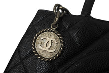 画像をギャラリービューアに読み込む, CHANEL シャネル ハンドバッグ 復刻トート キャビアスキン マトラッセ ココマーク 6番台 シルバー金具 美品 中古 63521