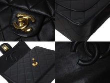 Load image into Gallery viewer, CHANEL シャネル ヴィンテージ ミニマトラッセチェーンショルダーバッグ19cm 1番台 ブラック ゴールド金具 美品 中古 63522