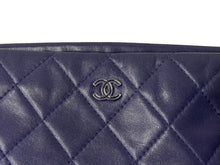 画像をギャラリービューアに読み込む, CHANEL シャネル クラッチバッグ マトラッセ ココマーク 20番台 2015年 A69391 ラムスキン パープル シルバー金具 美品 中古 63538