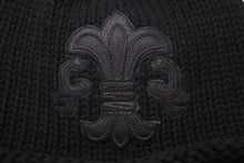 Load image into Gallery viewer, 極美品 CHROME HEARTS クロムハーツ ビーニー ニットキャップ コットン ジャパンタグ付き フレアボタン フレアパッチ ブラック 中古 63555