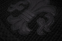 Load image into Gallery viewer, 極美品 CHROME HEARTS クロムハーツ ビーニー ニットキャップ コットン ジャパンタグ付き フレアボタン フレアパッチ ブラック 中古 63555