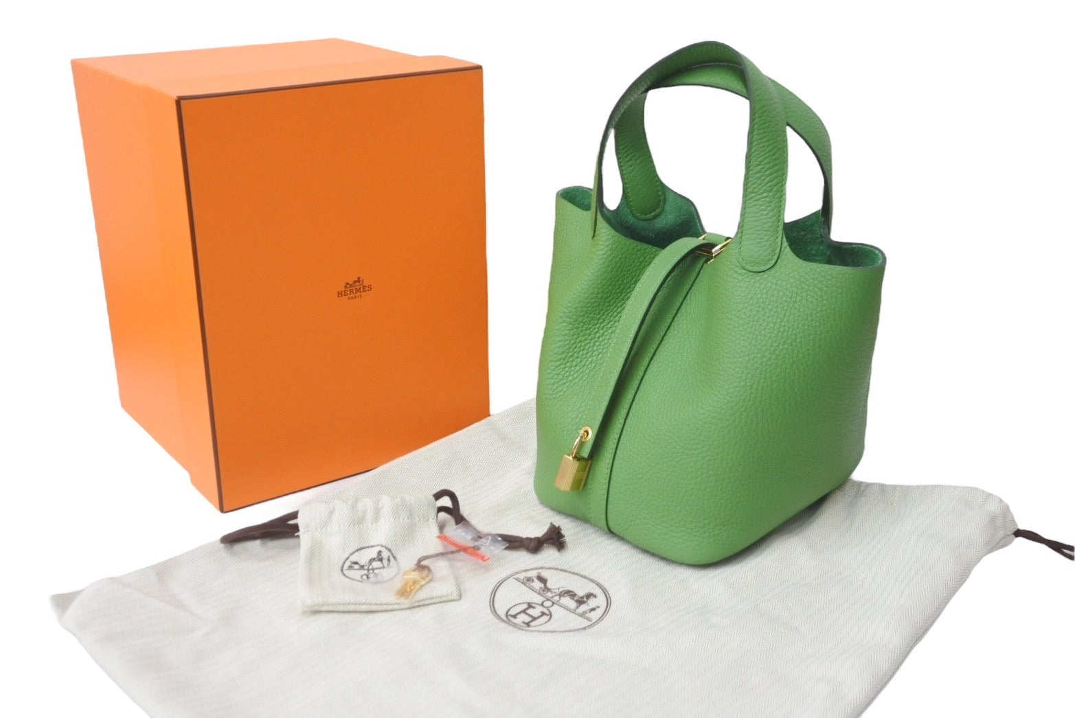 新品未使用 HERMES エルメス ピコタンロック ヴェールユッカ PM ハンドバッグ トリヨンクレマンス 中古 B刻印 63589 –  Casanova Vintage