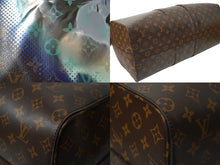 Load image into Gallery viewer, LOUIS VUITTON 2023年 ルイヴィトン キーポルバンドリエール50 モノグラムメタリック・ネビュラ M23118 シルバー金具 中古 63593