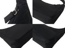 Load image into Gallery viewer, PRADA プラダ ハンドバッグ ホーボー MV515 トライアングルロゴ ブラック ナイロン シルバー金具 美品 中古 63601