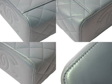 Load image into Gallery viewer, CHANEL シャネル バニティ ショルダーバッグ ランダム メタリックグリーン ラムスキン ココマーク ゴールド金具 美品 中古 63625
