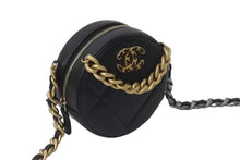 画像をギャラリービューアに読み込む, 極美品 CHANEL シャネル ショルダーバッグ チェーン 19 ココマーク ラムスキン ラウンド型 ブラック ゴールド金具 中古 63626