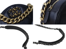 画像をギャラリービューアに読み込む, 極美品 CHANEL シャネル ショルダーバッグ チェーン 19 ココマーク ラムスキン ラウンド型 ブラック ゴールド金具 中古 63626