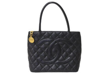 画像をギャラリービューアに読み込む, 極美品 CHANEL シャネル ハンドバッグ 復刻トート キャビアスキン マトラッセ ココマーク 6番台 ゴールド金具 中古 63628