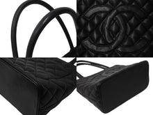 画像をギャラリービューアに読み込む, 極美品 CHANEL シャネル ハンドバッグ 復刻トート キャビアスキン マトラッセ ココマーク 6番台 ゴールド金具 中古 63628