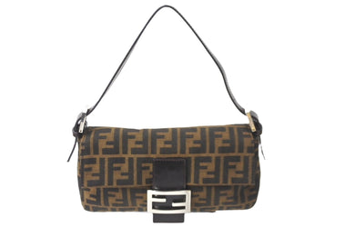 極美品 FENDI フェンディ マンマバケット ハンドバッグ 26424 ズッカ柄 ブラウン シルバー金具 中古 63629