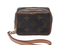 画像をギャラリービューアに読み込む, 極美品 LOUIS VUITTON ルイ ヴィトン トゥルース ワピティ ポーチ ストラップ付き M58030 モノグラム 中古 63639