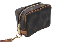 画像をギャラリービューアに読み込む, 極美品 LOUIS VUITTON ルイ ヴィトン トゥルース ワピティ ポーチ ストラップ付き M58030 モノグラム 中古 63639