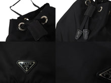 Load image into Gallery viewer, PRADA プラダ 巾着 ポーチ トライアングルロゴ テスート ナイロン ブラック 1NA369 美品 中古 63646