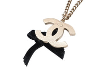 画像をギャラリービューアに読み込む, CHANEL シャネル ココマーク リボン ネックレス 重量約20.8g メタル ブラック ゴールド 美品 中古 63674