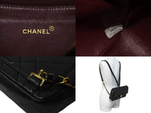 Load image into Gallery viewer, CHANEL シャネル リュック マトラッセ ブラック 3番台 ラムスキン ココマーク ゴールド金具 美品 中古 63693
