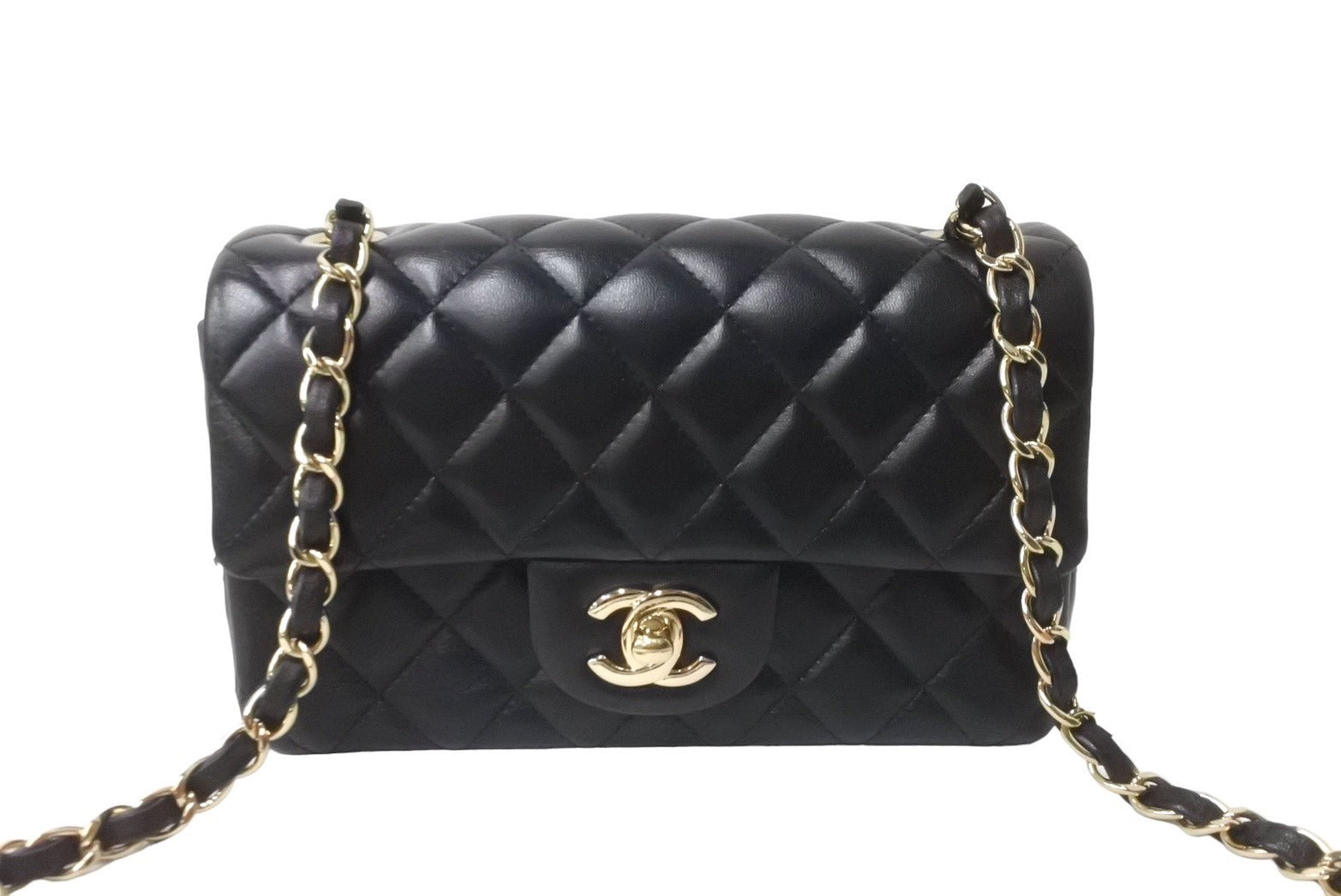 極美品 CHANEL シャネル 横長 20cm ショルダーバッグ ランダム番台 ミニマトラッセショルダーチェーン ブラック ラムスキン 中古  63710 – Casanova Vintage