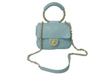 Load image into Gallery viewer, CHANEL シャネル マトラッセ18 トップハンドル チェーンショルダーバッグ 29番台 ライトブルー ゴールド金具 美品 中古 63720