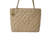 画像をギャラリービューアに読み込む, CHANEL シャネル 復刻トート 8番台 ハンドバッグ ココマーク キャビアスキン ベージュ シルバー金具 美品 中古 63722