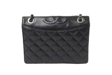 Load image into Gallery viewer, CHANEL シャネル フルフラップ マトラッセ チェーン ショルダーバック 21番台 ラムスキン シルバー金具 美品 中古 63737