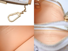 Load image into Gallery viewer, LOUIS VUITTON ルイヴィトン コインケース ポシェット クレ マルチカラー 村上隆 ホワイト M92655 美品 中古 63755