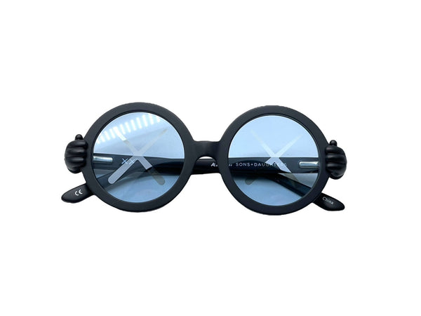 New and unused KAWS x SONS+DAUGHTERS Sunglasses Glasses for Kids Round 41-18-120 Plastic Black Used 63777