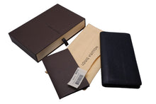 Load image into Gallery viewer, LOUIS VUITTON ルイヴィトン ポルトフォイユ ブラザ ボレアル 長財布 M32654 タイガ ネイビー 美品 中古 63802