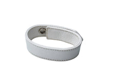 画像をギャラリービューアに読み込む, 極美品 CHROME HEARTS クロムハーツ ブレスレット BTN/2SNP クロスボール3ボタン2スナップ ホワイト シルバー925 レザー 中古 63831
