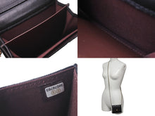 Load image into Gallery viewer, 極美品 CHANEL シャネル ショルダーバッグ チェーンウォレット 30番台 ココマーク ブラック キャビアスキン ゴールド金具 中古 63839