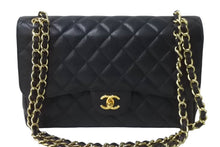 画像をギャラリービューアに読み込む, 極美品 CHANEL シャネル チェーンショルダーバッグ マトラッセ30 キャビアスキン Wフラップ A58600 ブラック ゴールド 16番台 中古 63876