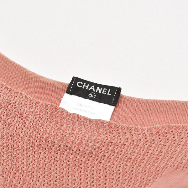 極美品 CHANEL シャネル ココマークプレート 切替ニット ノースリーブワンピース P40715 サーモンピンク 36サイズ シルバー金具 中古 4a006389