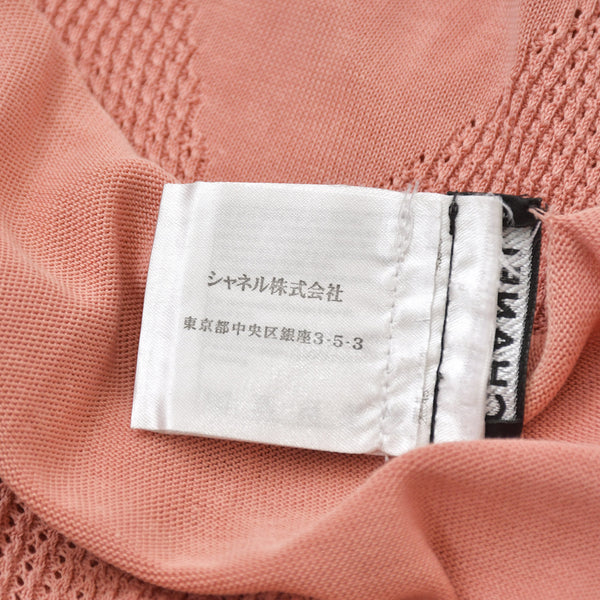 極美品 CHANEL シャネル ココマークプレート 切替ニット ノースリーブワンピース P40715 サーモンピンク 36サイズ シルバー金具 中古 4a006389