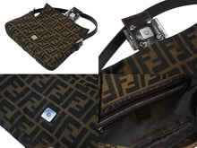 画像をギャラリービューアに読み込む, FENDI フェンディ マンマバケット ワンショルダーバッグ 26424 ズッカ柄 キャンバス レザー ブラウン シルバー金具 美品 中古 4b006390