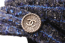 画像をギャラリービューアに読み込む, 新品同様 CHANEL シャネル ココボタン キャスケット キャップ 帽子 ツイード ブルー ブラック シルバー金具 サイズM 中古 63907