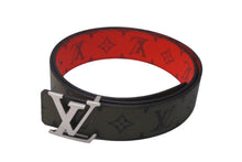 Load image into Gallery viewer, LOUIS VUITTON ルイヴィトン LVロゴベルト リバーシブル M8394V カーキ レッド シルバー 金具 中古 63912