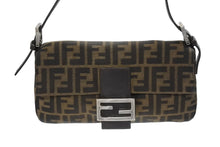 画像をギャラリービューアに読み込む, FENDI フェンディ マンマバケット ワンショルダーバッグ 26424 ズッカ柄 キャンバス レザー ブラウン シルバー金具 美品 中古 4b006396