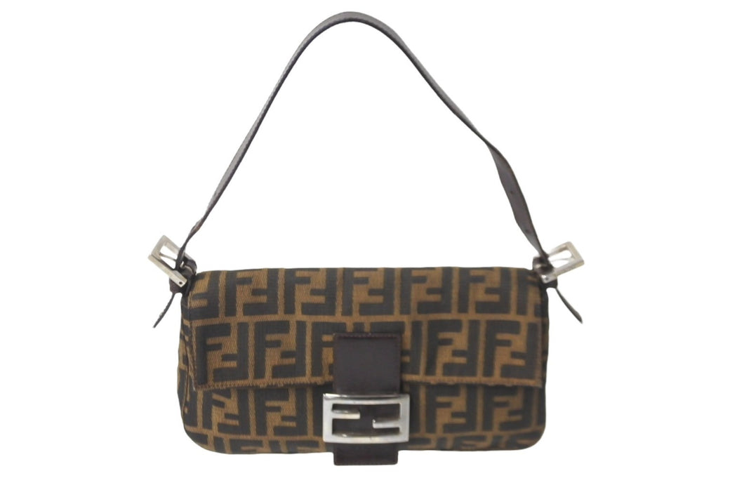 FENDI フェンディ マンマバケット ハンドバッグ ズッカ柄 ズッカ ブラウン シルバー金具 美品 中古 63965 – Casanova  Vintage