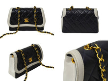 Load image into Gallery viewer, CHANEL シャネル ミニマトラッセ ショルダーバッグ ココマーク 14番台 バイカラー ラムスキン ホワイト ネイビー 美品 中古 63971