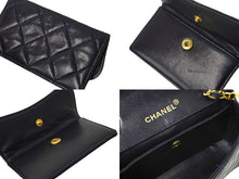 Load image into Gallery viewer, CHANEL シャネル ミニマトラッセ ショルダーバッグ ココマーク 14番台 バイカラー ラムスキン ホワイト ネイビー 美品 中古 63971