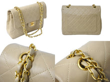 Load image into Gallery viewer, CHANEL シャネル マトラッセ25 縦長 チェーンショルダーバッグ 1番台 ベージュ ゴールド金具 良品 中古 63973
